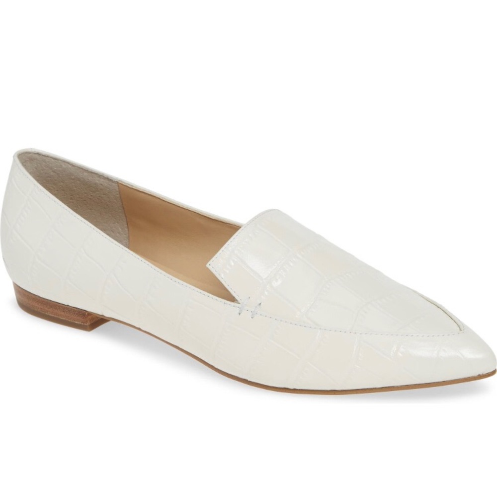 Zurri Pointed Toe Loafer